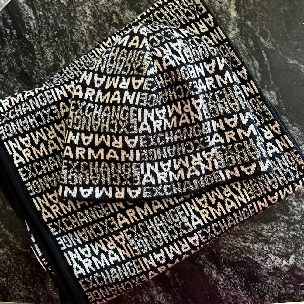 Armani Exchange Tuque and Scarf set
